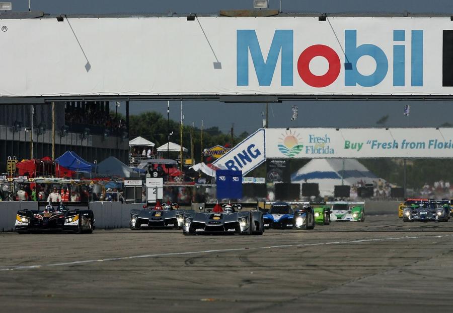  Audi R15 TDi ALMS 12hr of Sebring 2009 года  (фото 25 из 30)